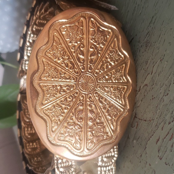 Vintage 80s Gold Floral Western Accordian Chain Stretch Belt - Picture 2 of 4